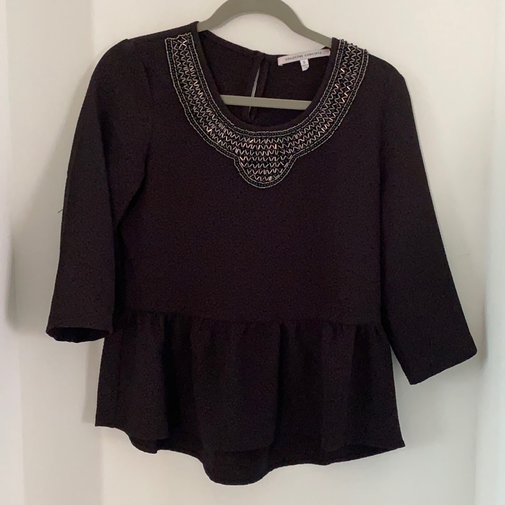 Embellished 3/4 sleeve top